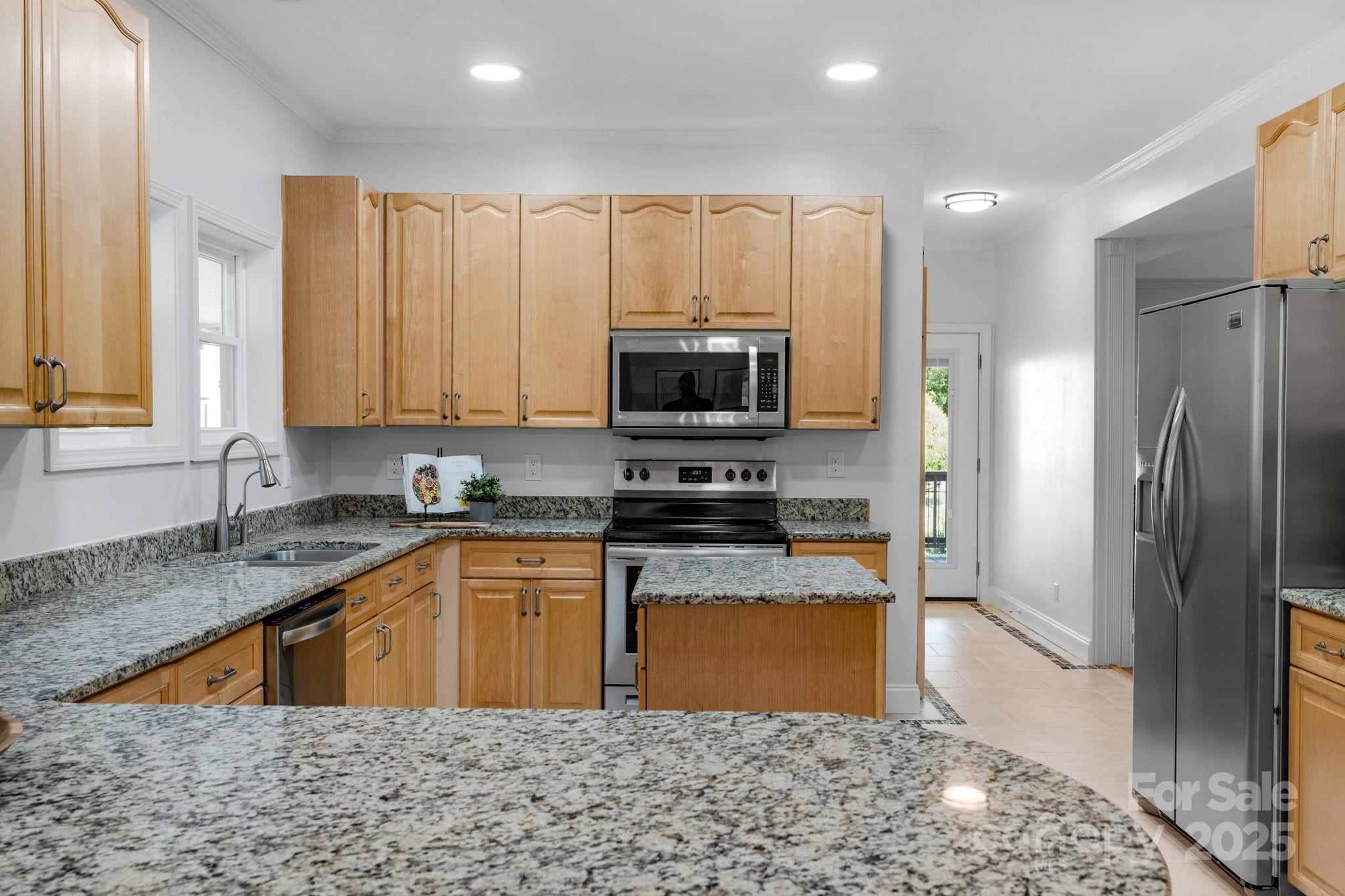 1259 Haywood Court