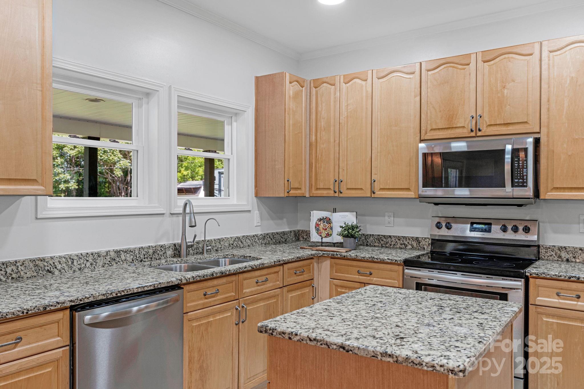 1259 Haywood Court