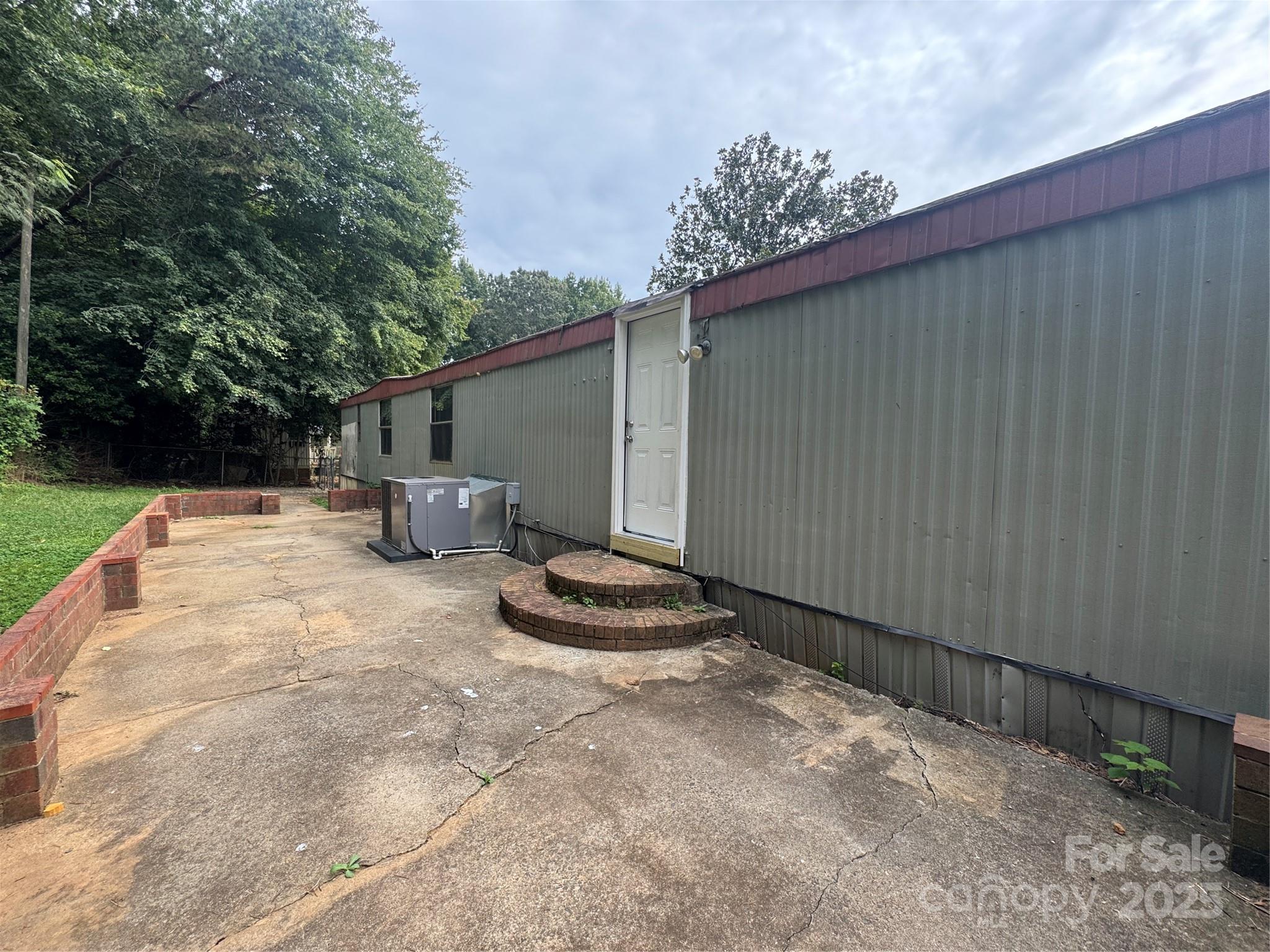 7821 Bondhaven Drive