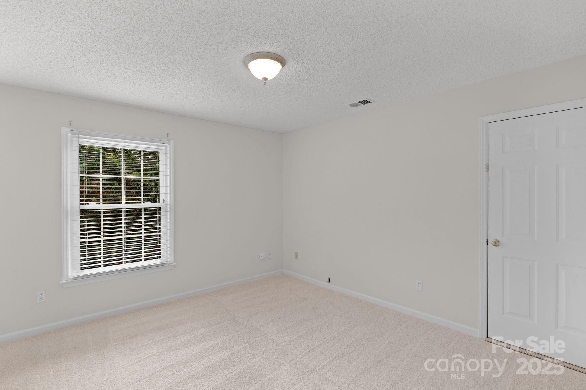 11905 Provincetowne Drive