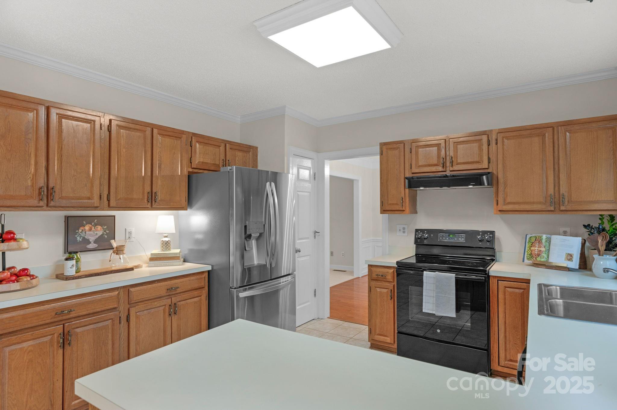 11905 Provincetowne Drive