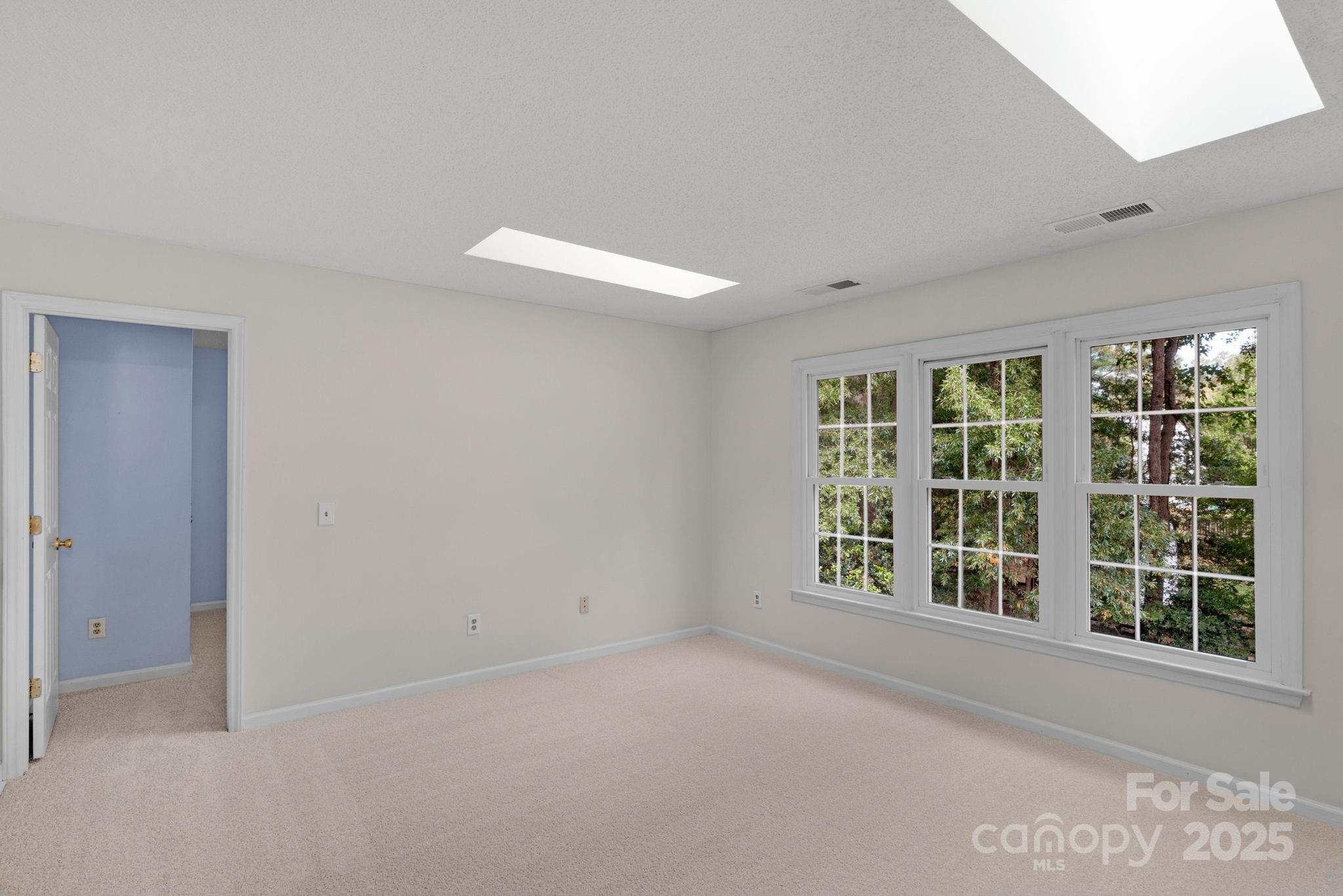 11905 Provincetowne Drive