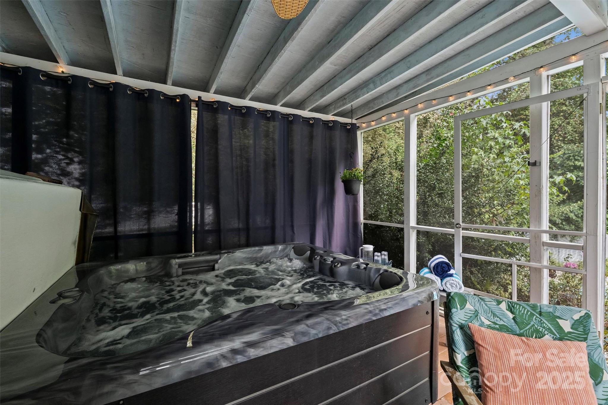 11612 Knightsdale Drive