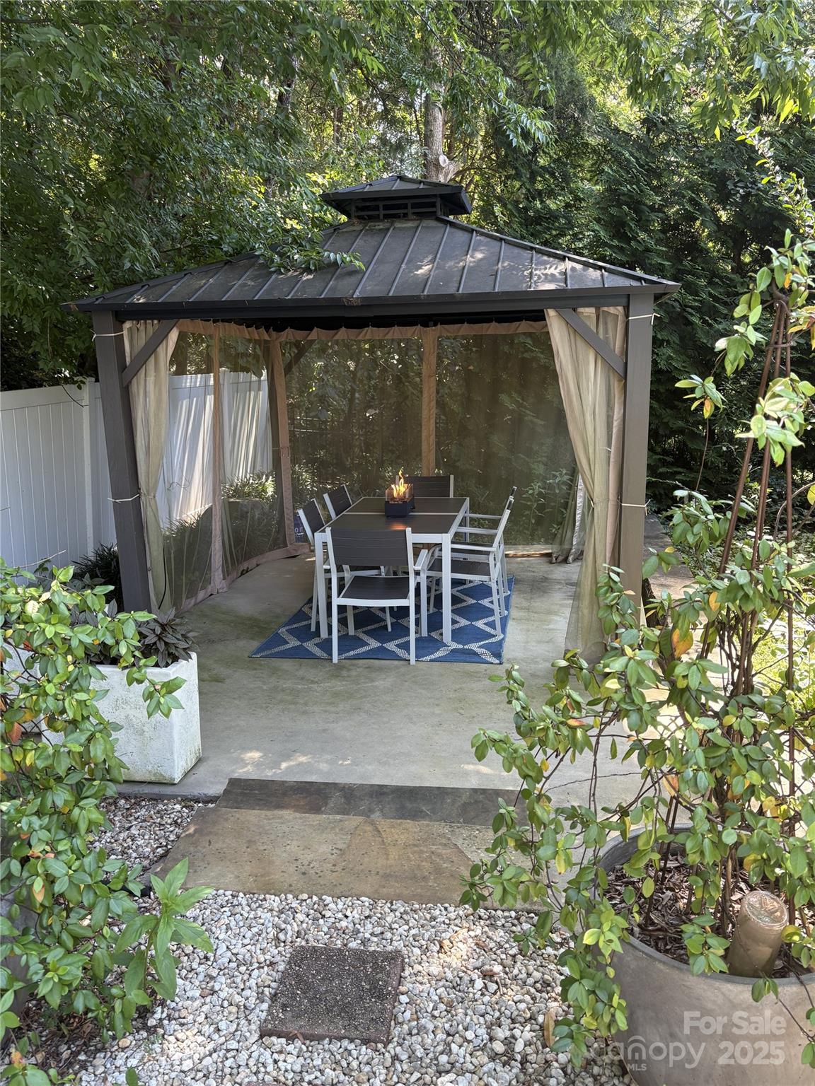 11612 Knightsdale Drive