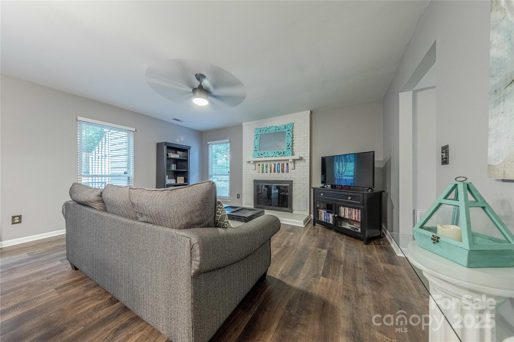 1025 Sardis Cove Drive