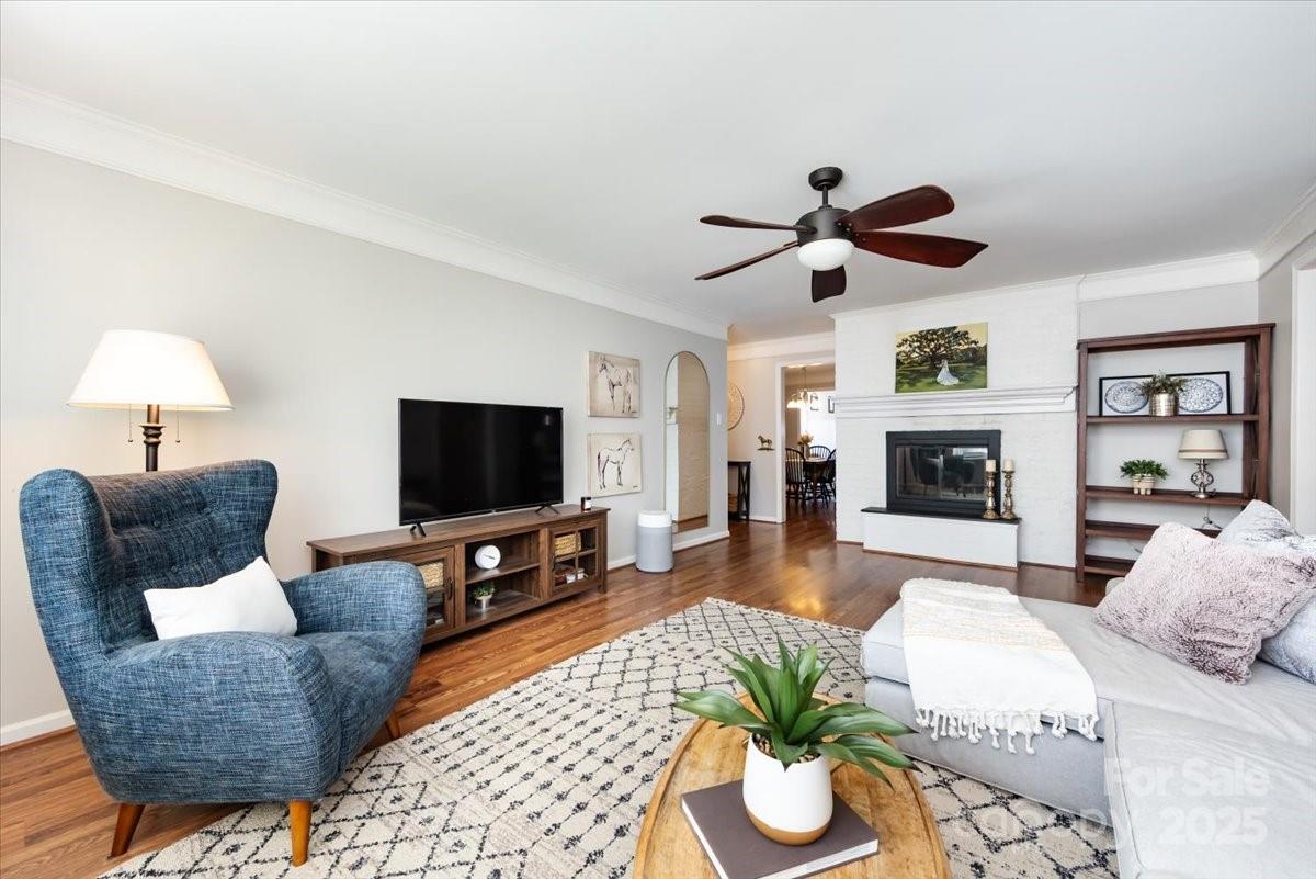 1708 Roxborough Road Unit: H