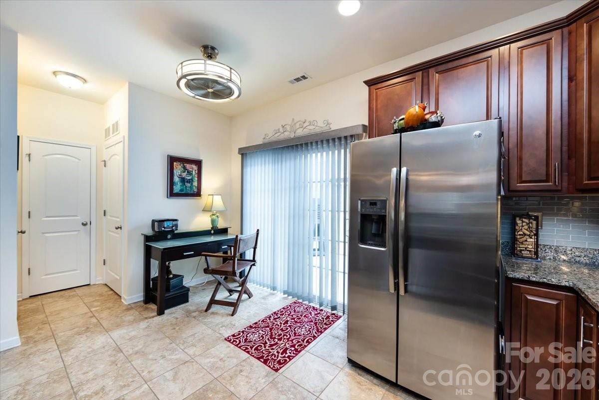 2512 Madeline Meadow Drive