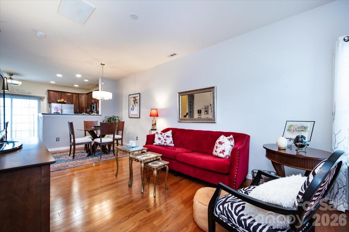 2512 Madeline Meadow Drive