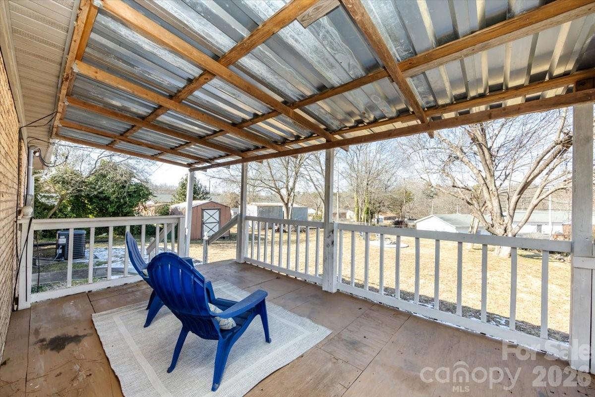 406 Robinson Clemmer Road