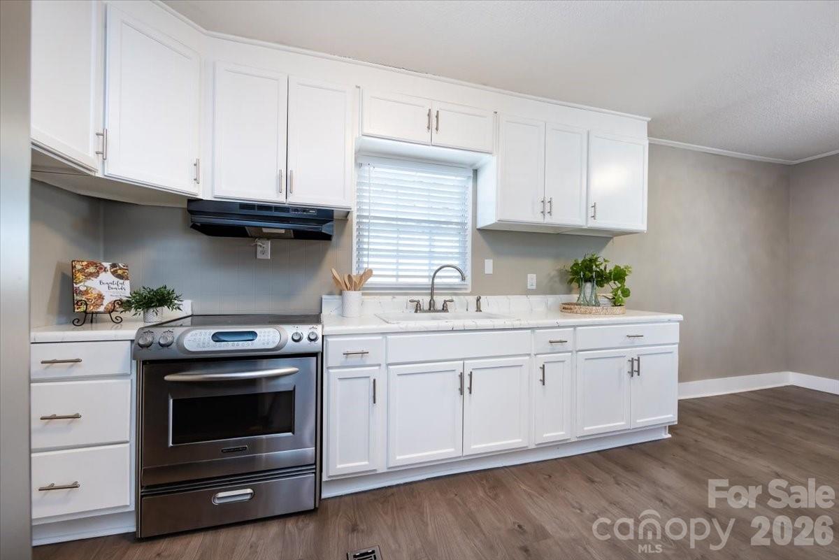 406 Robinson Clemmer Road