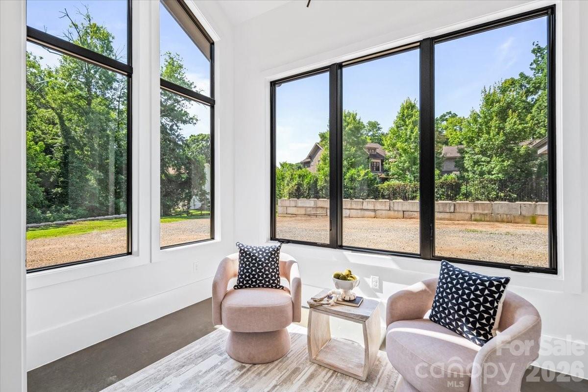 3304 Mar Vista Circle