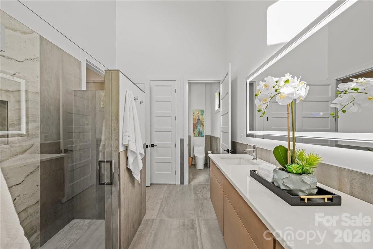 3304 Mar Vista Circle