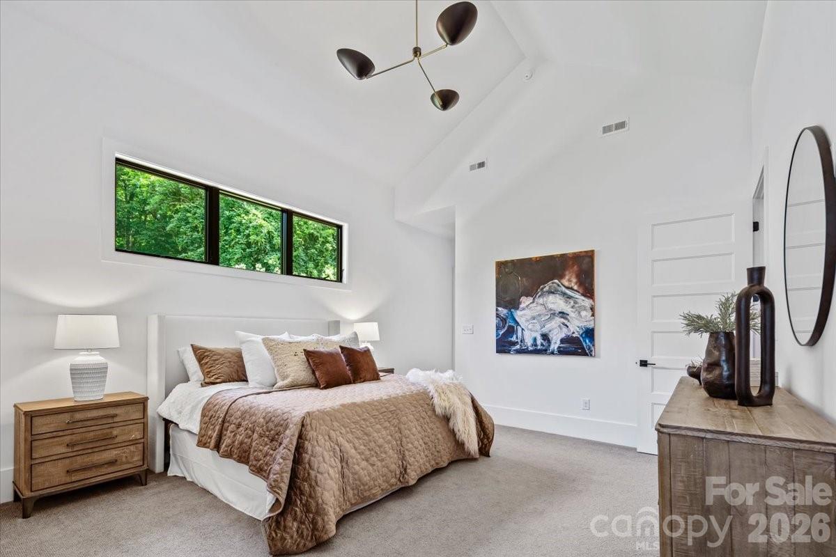 3304 Mar Vista Circle