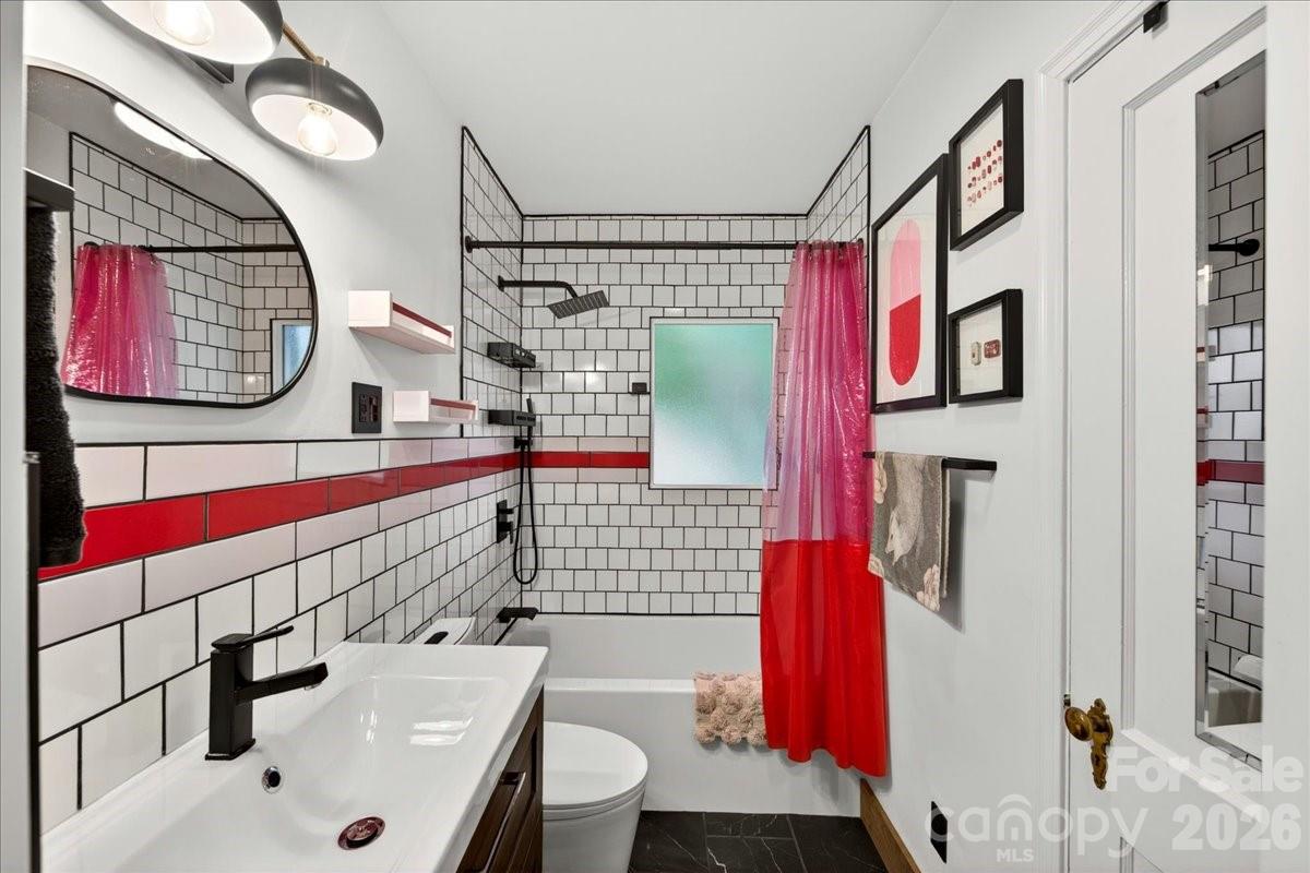 2225 Ashley Road