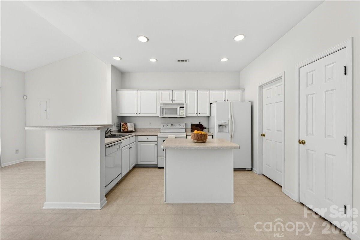 6222 Professional Boulevard