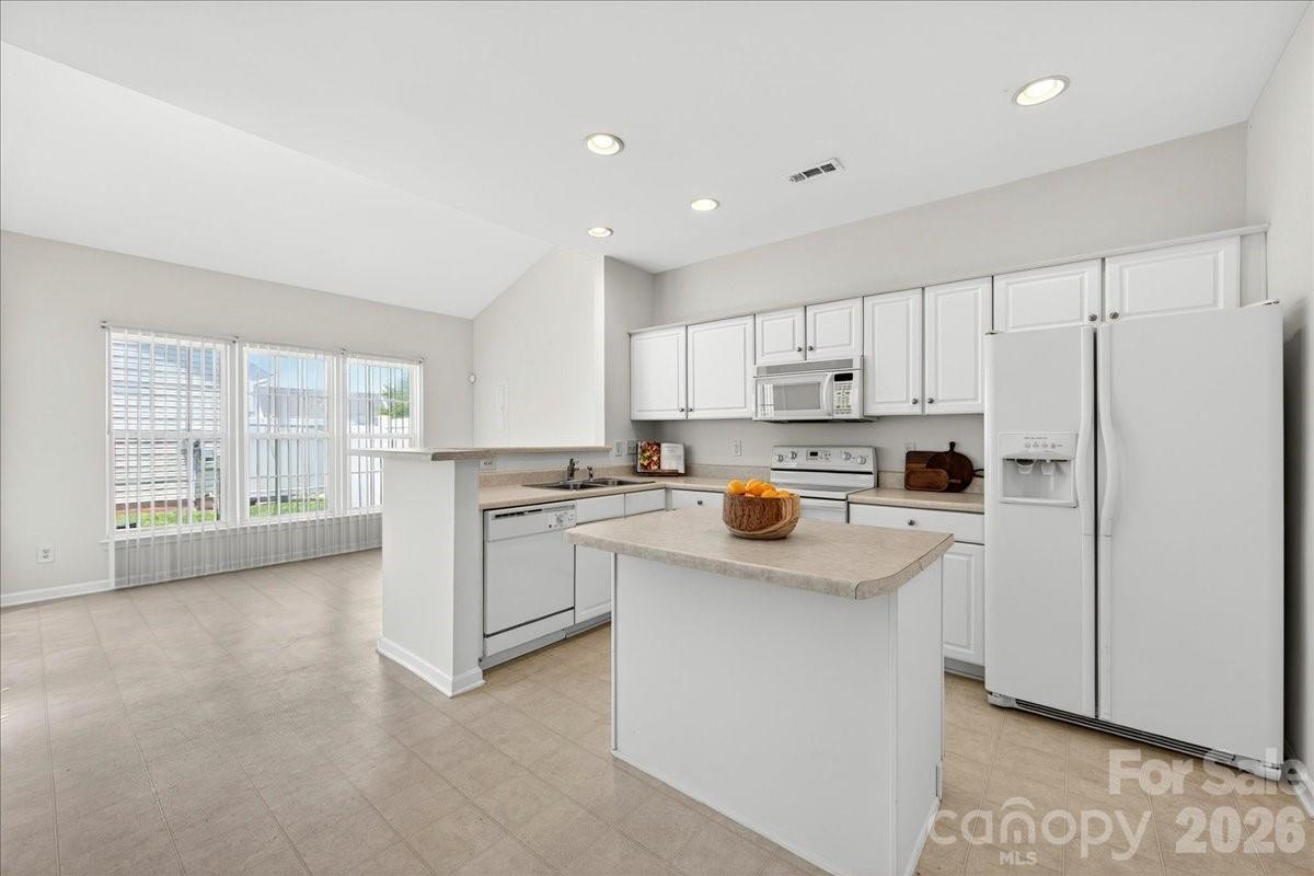 6222 Professional Boulevard