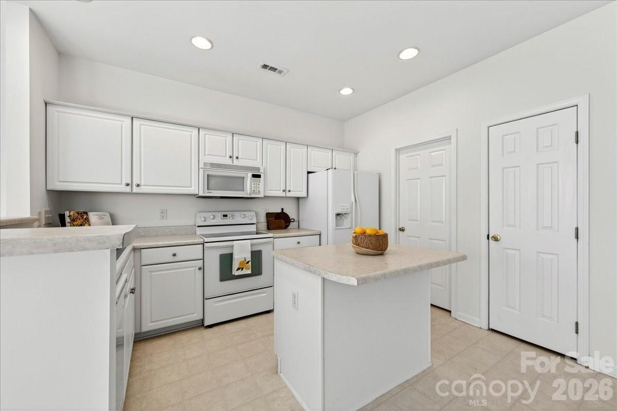 6222 Professional Boulevard