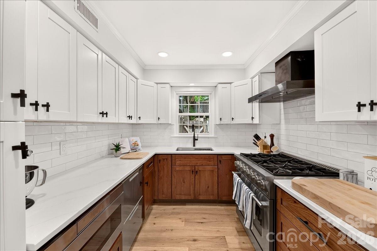 3500 Colony Road Unit: E