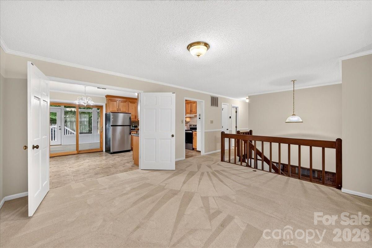 5000 Cedar Forest Drive