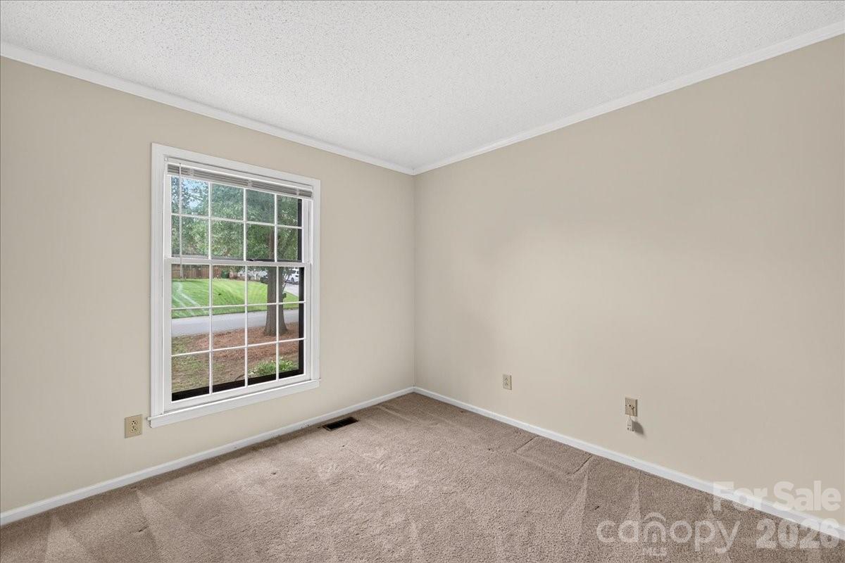5000 Cedar Forest Drive