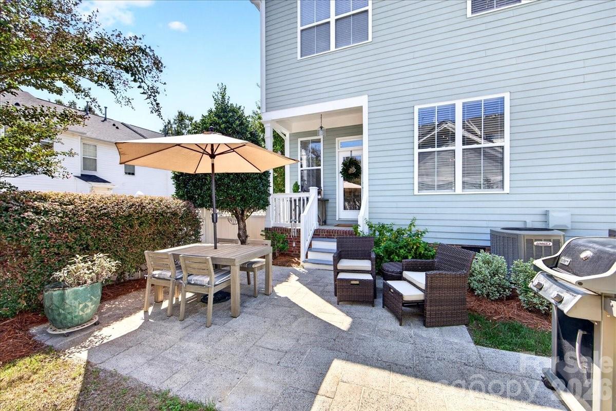 7014 Blakeney Greens Boulevard