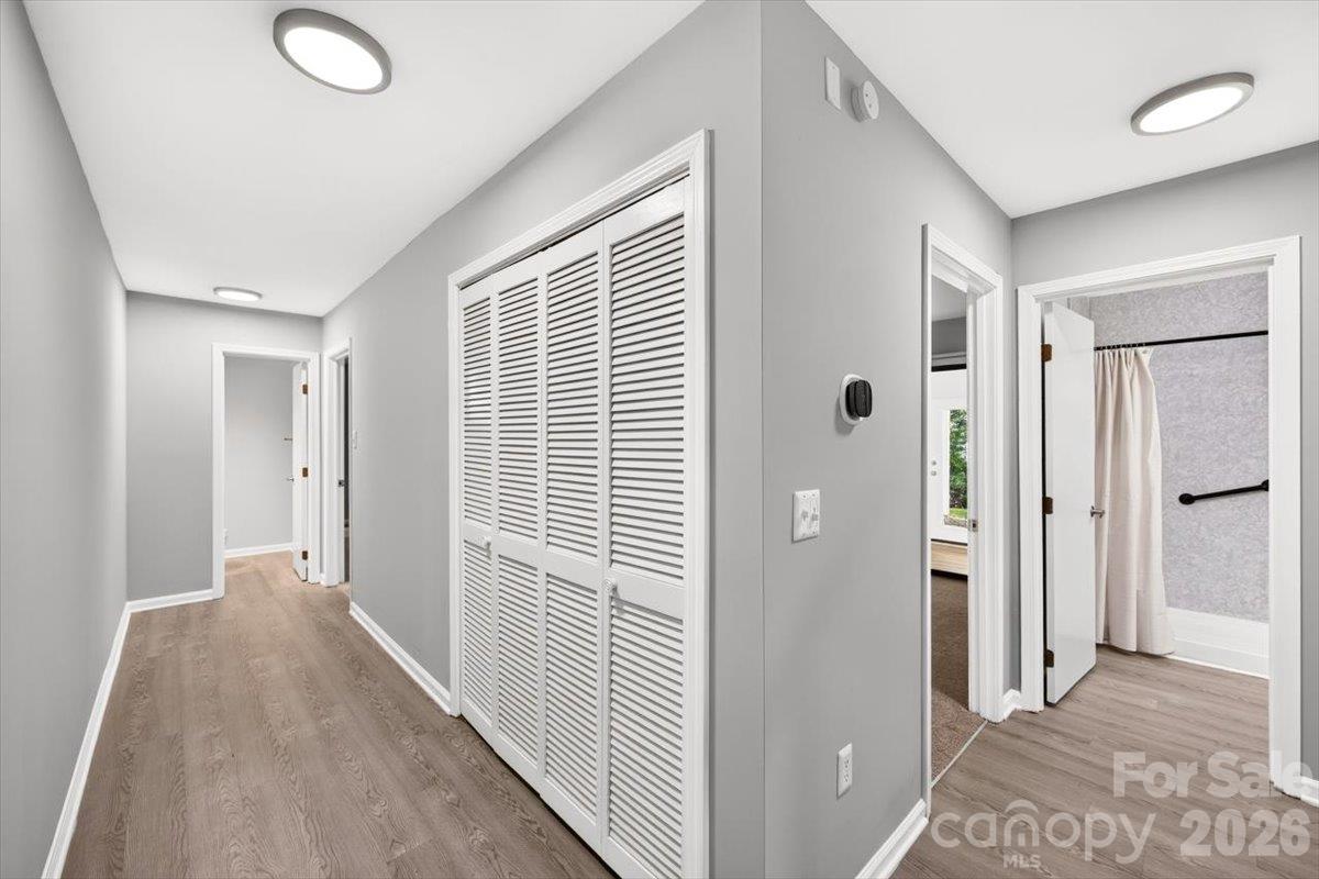 16 Cove Creek Place SE