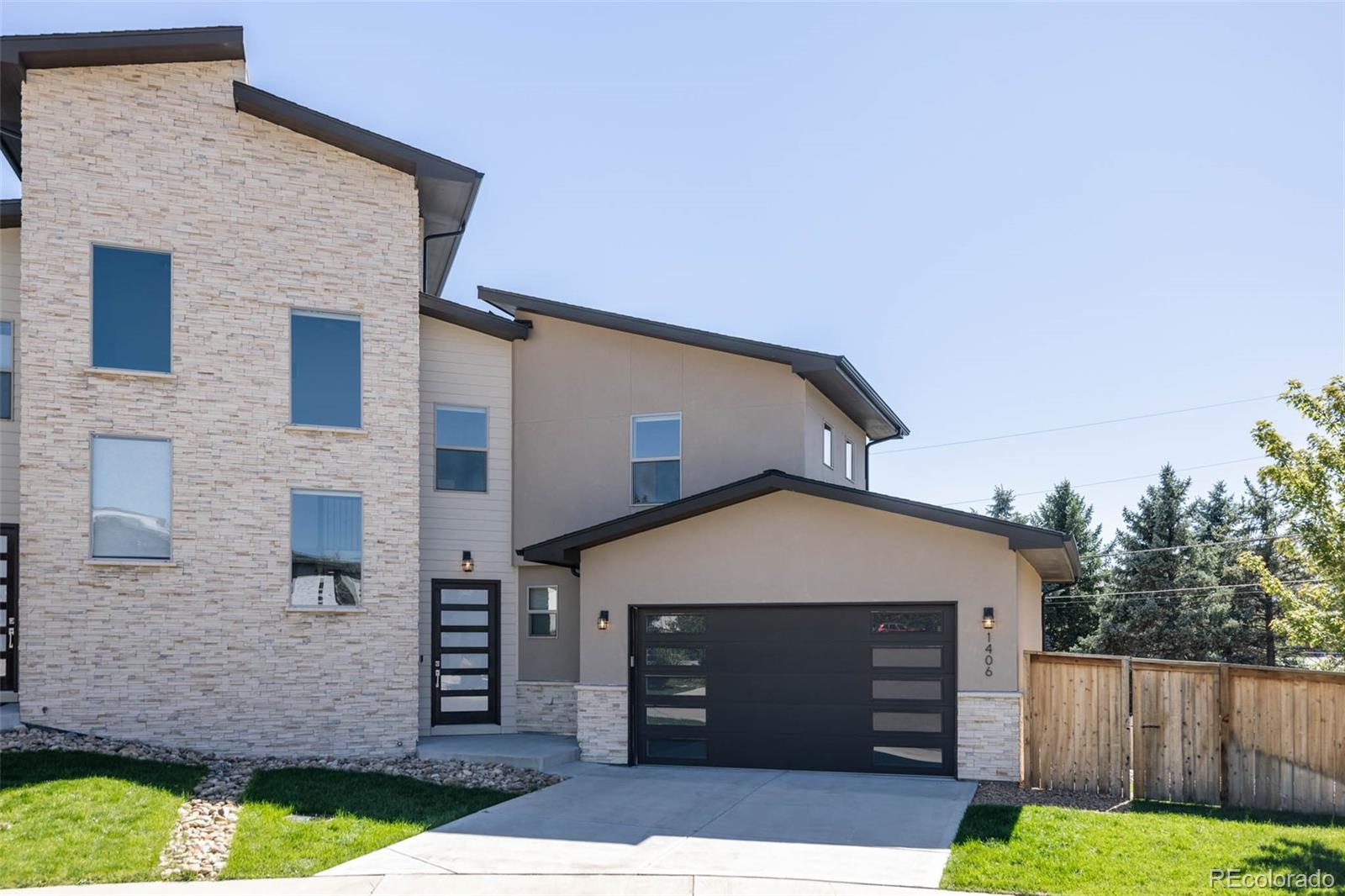 1406 Rodgers Court