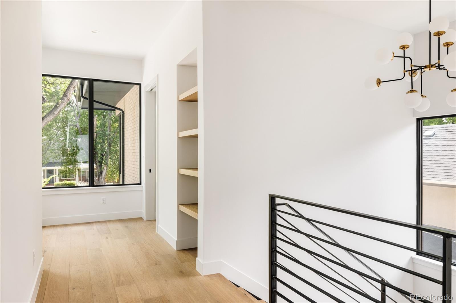 2435 S Josephine Street