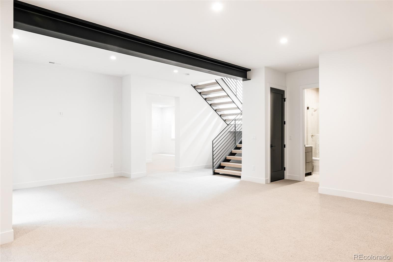 2435 S Josephine Street