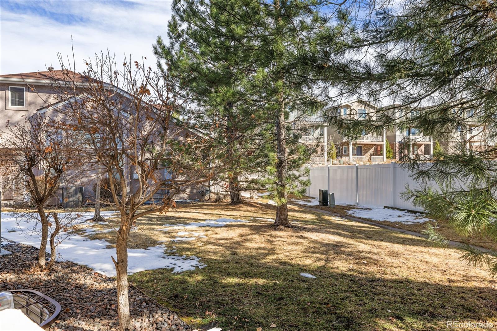 2454 S Scranton Way