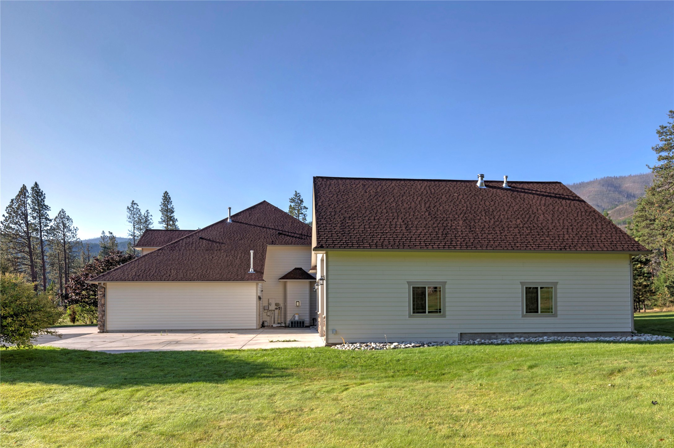 10596 Nez Perce Loop