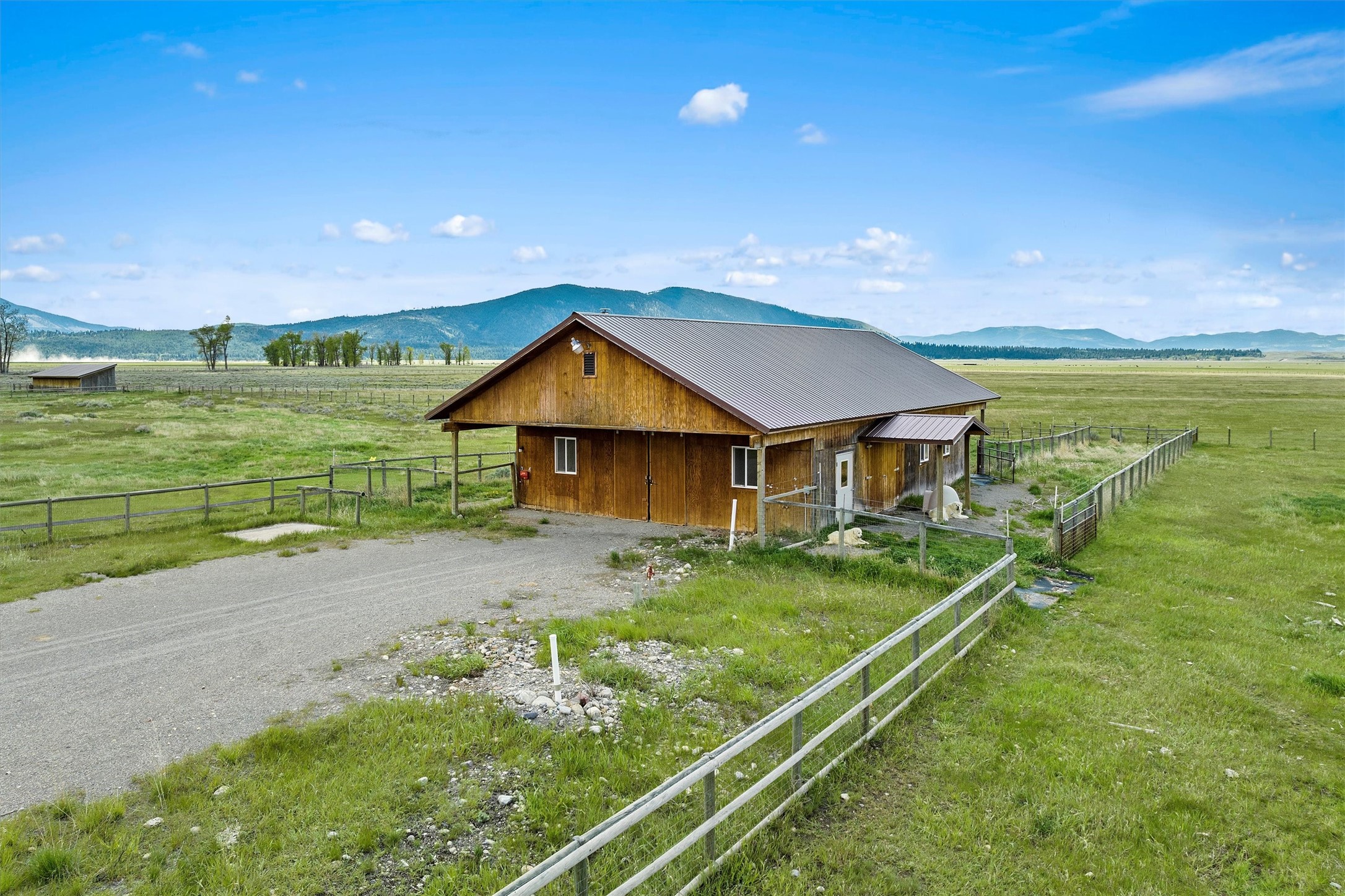 NHN Rolling Dog Ranch Lane