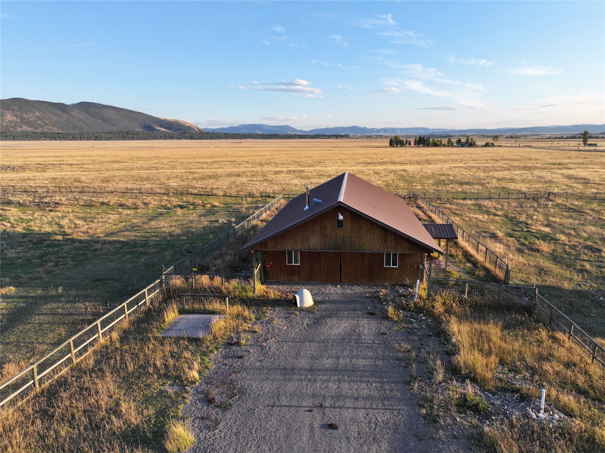 NHN Rolling Dog Ranch Lane