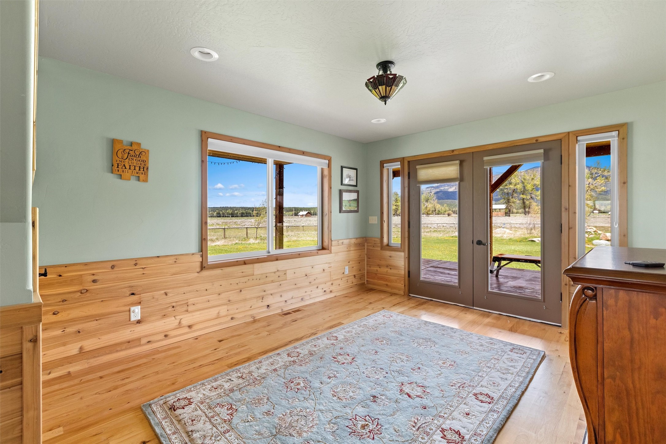 NHN Rolling Dog Ranch Lane