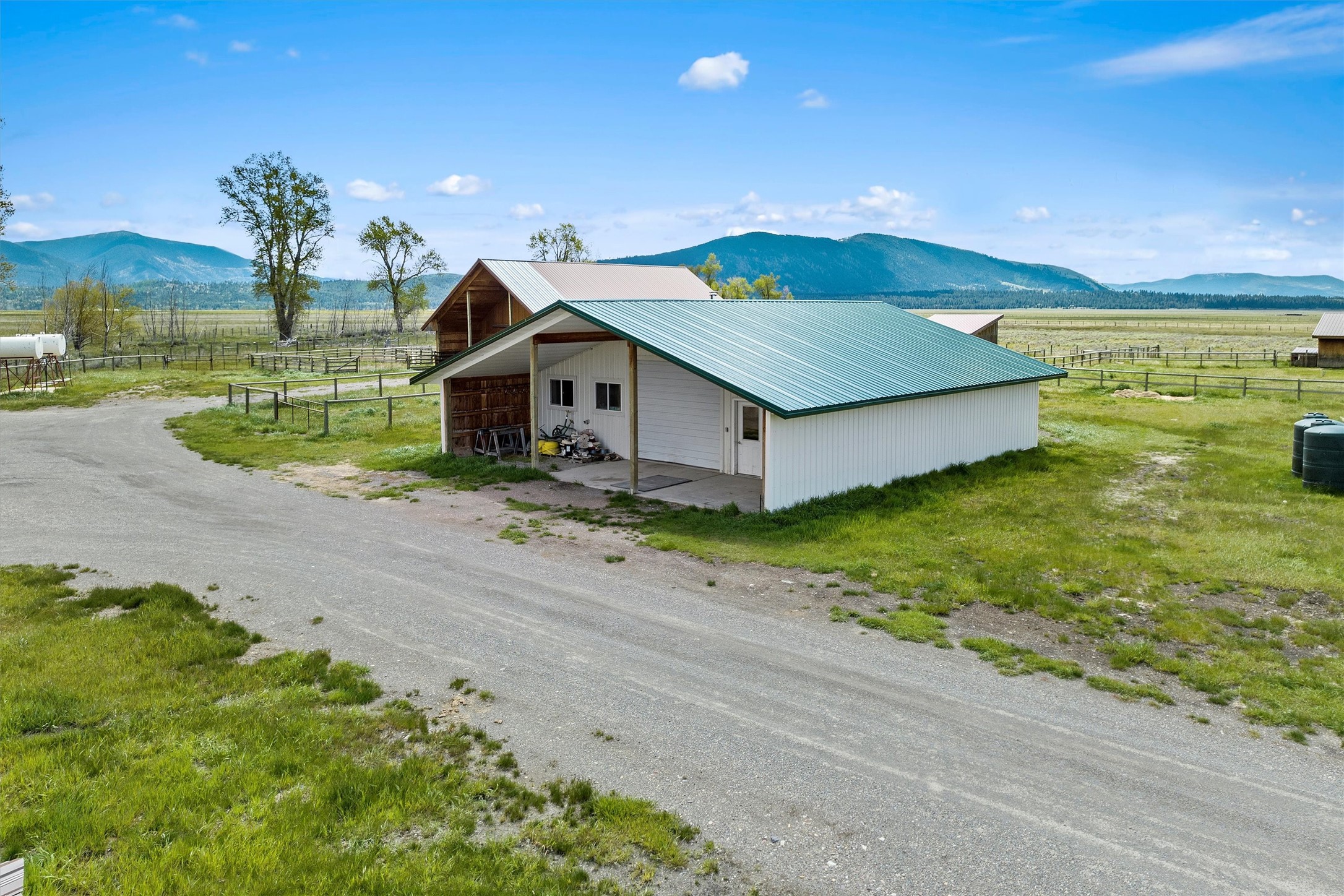 NHN Rolling Dog Ranch Lane