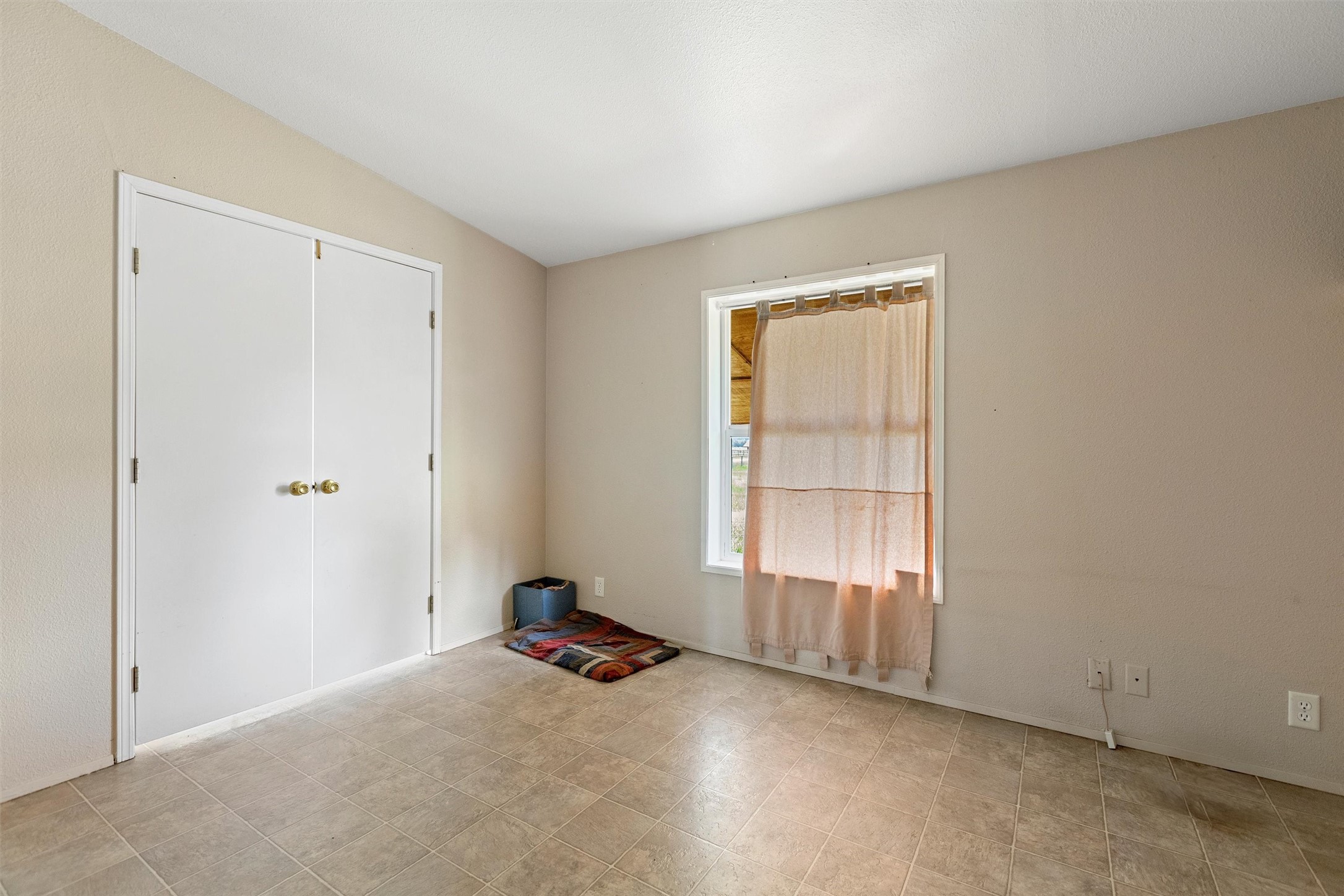 NHN Rolling Dog Ranch Lane