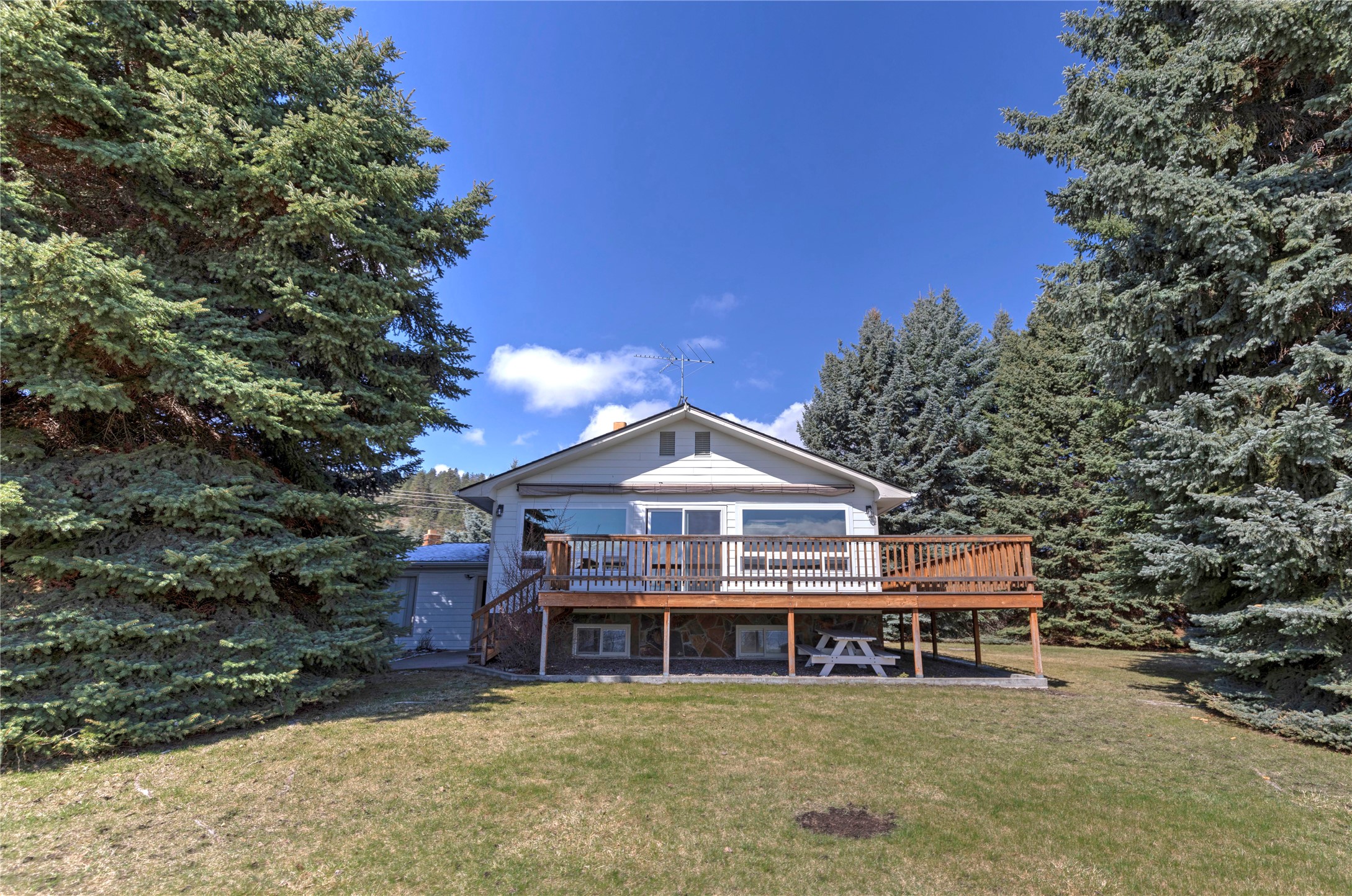 31402 Rocky Shores & 32162 Rocky Point Road Lane