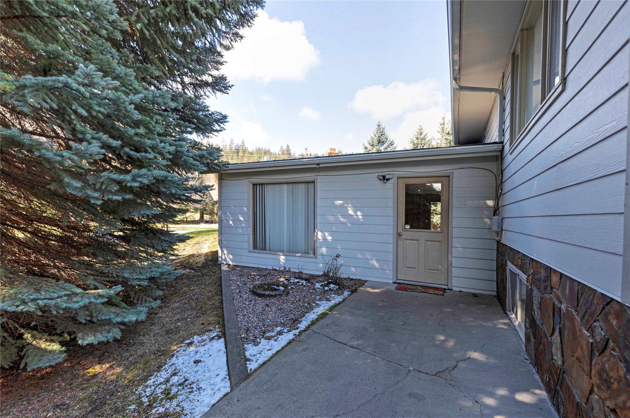 31402 Rocky Shores & 32162 Rocky Point Road Lane