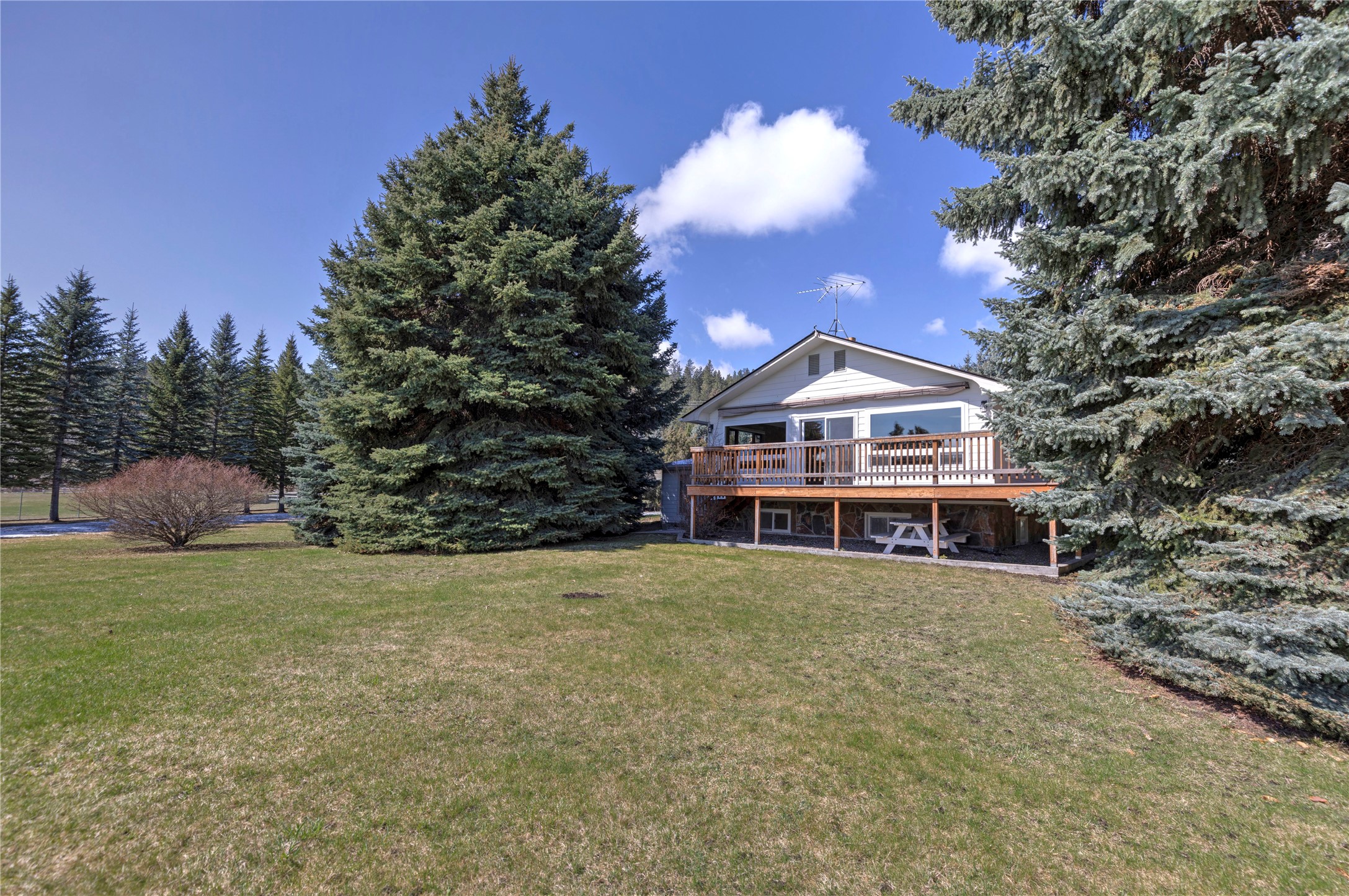 31402 Rocky Shores & 32162 Rocky Point Road Lane