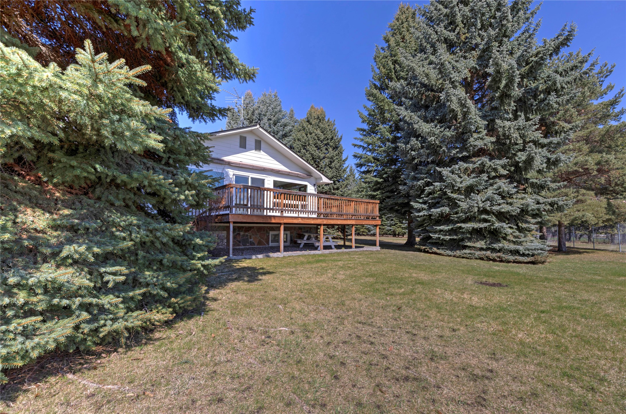 31402 Rocky Shores & 32162 Rocky Point Road Lane