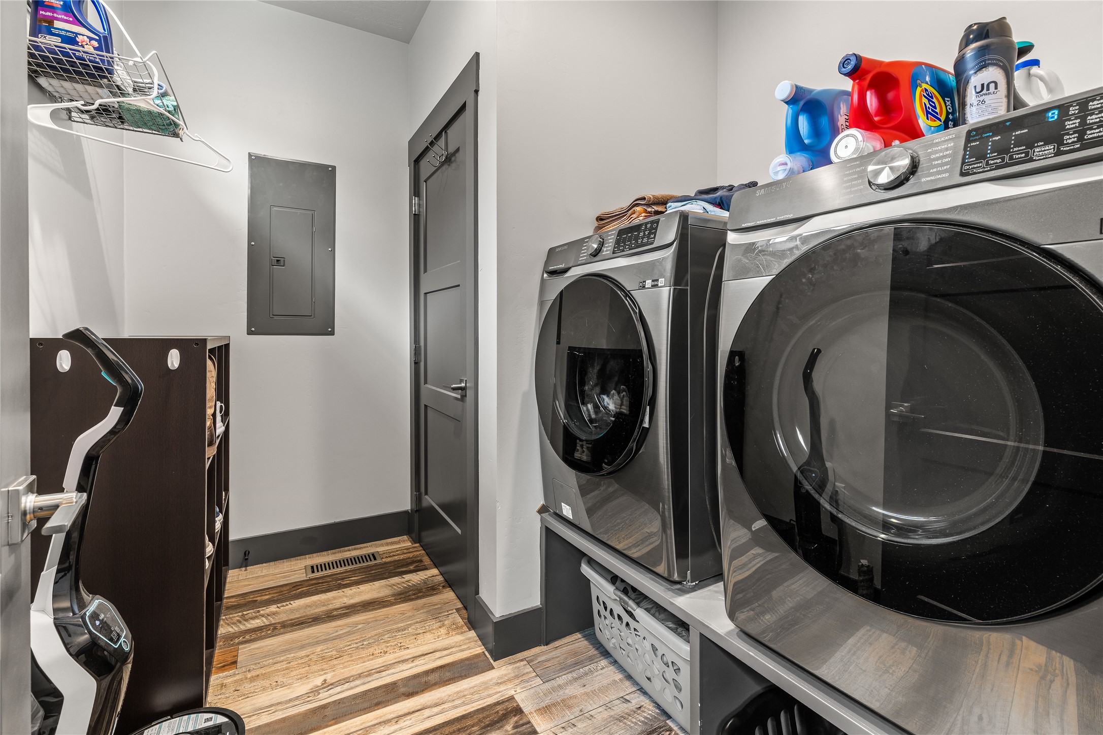 2519 Chuck Wagon Drive