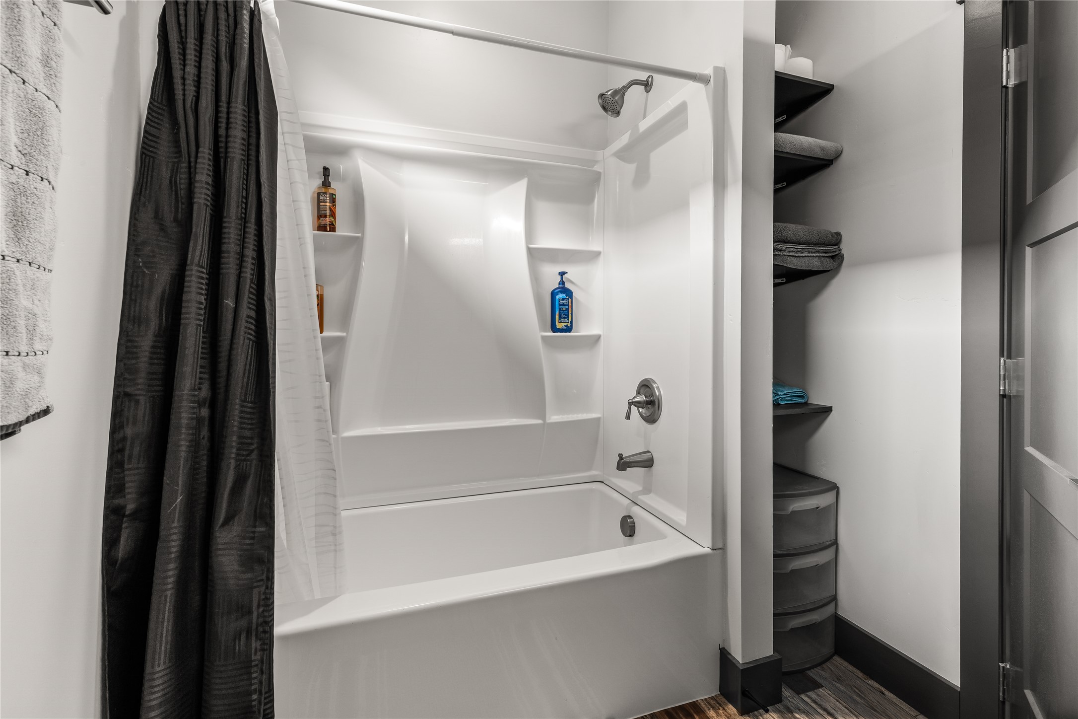 2519 Chuck Wagon Drive