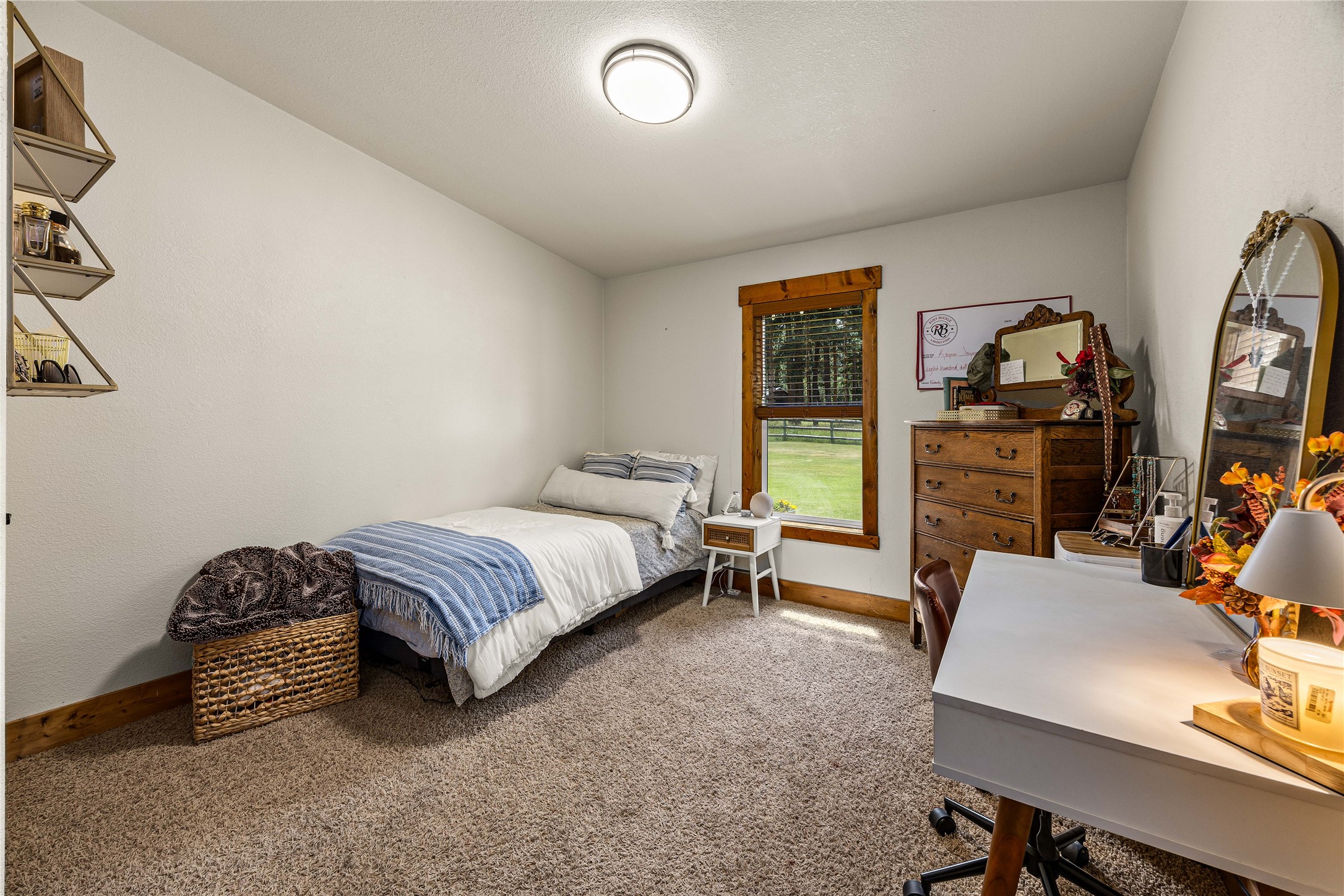 1330 Hole In The Wall Road