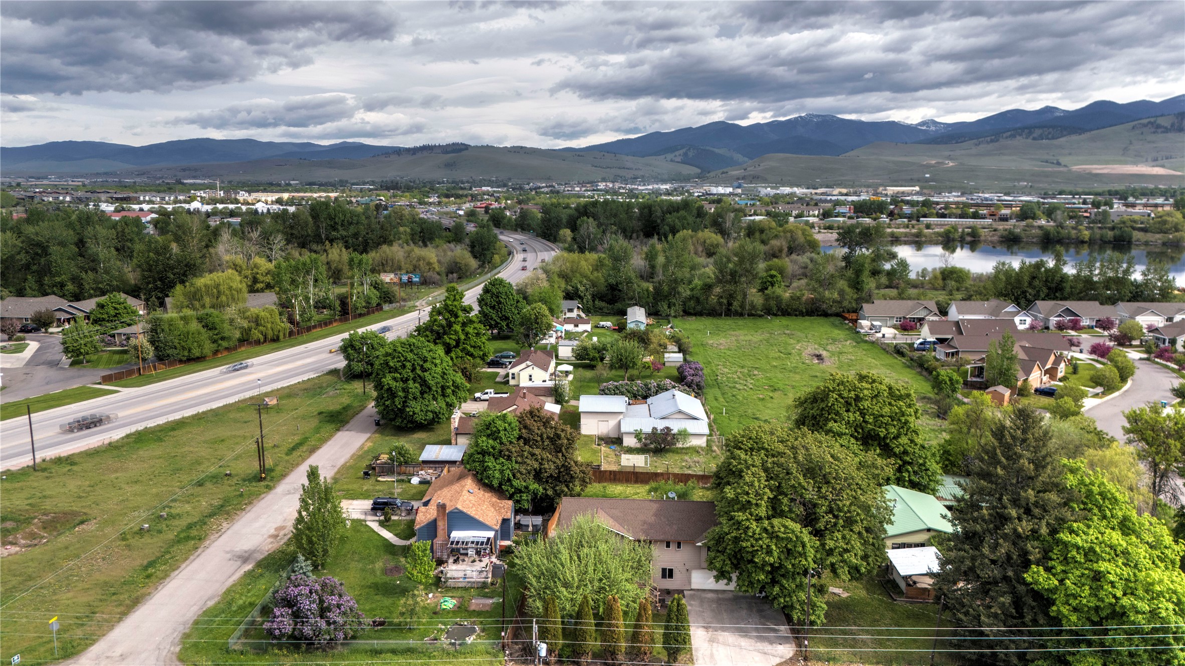 2360 River Road 2