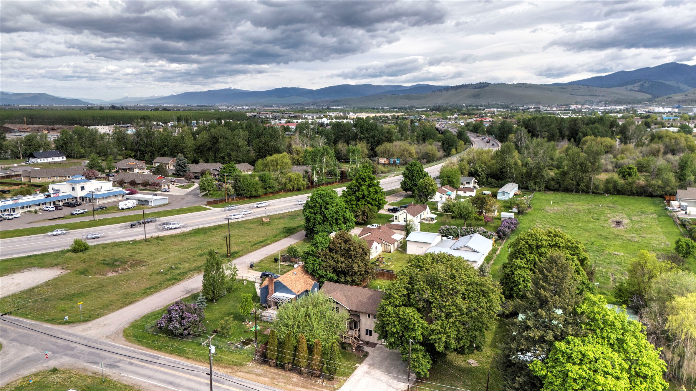 2360 River Road 2