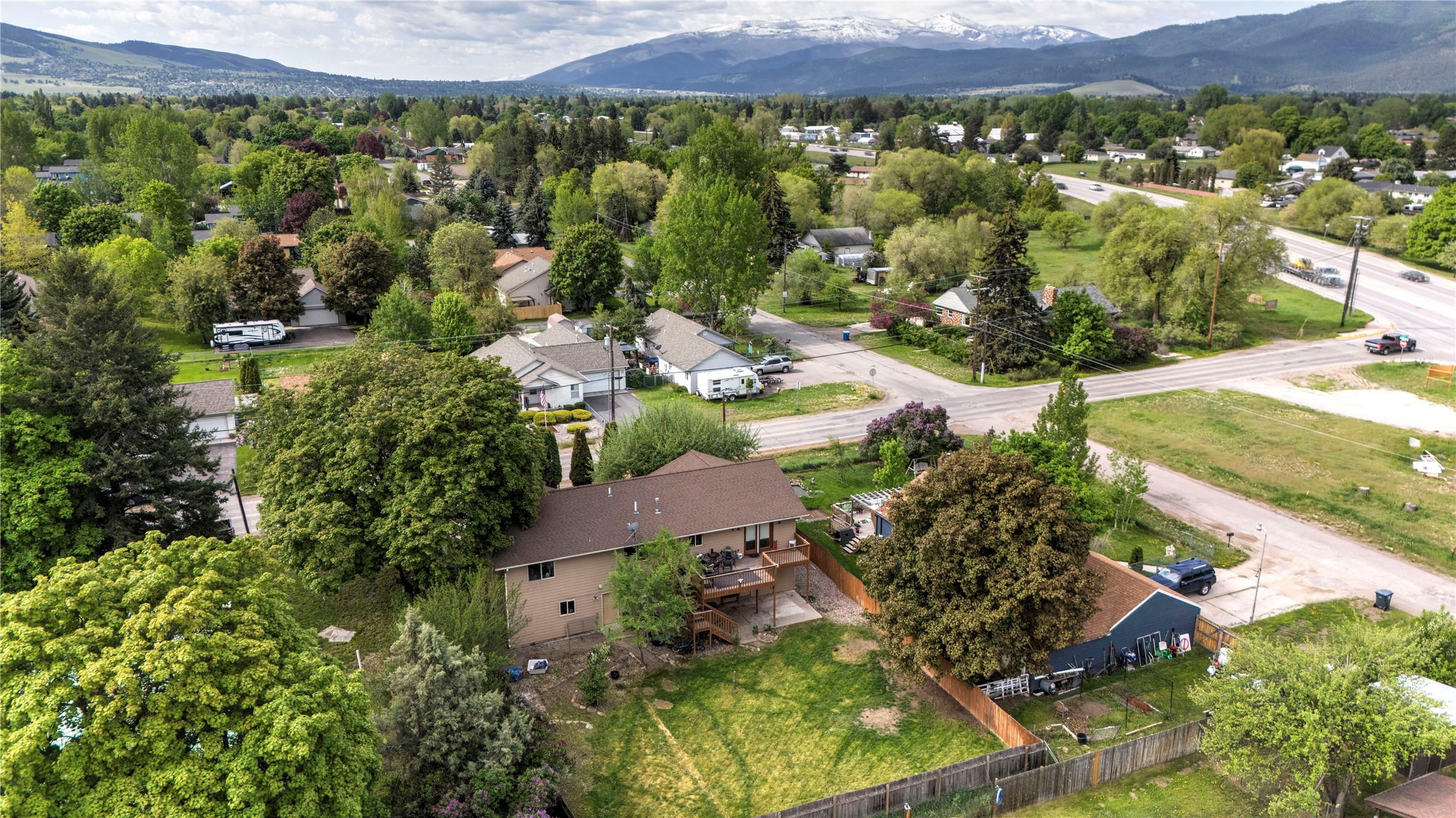 2360 River Road 2