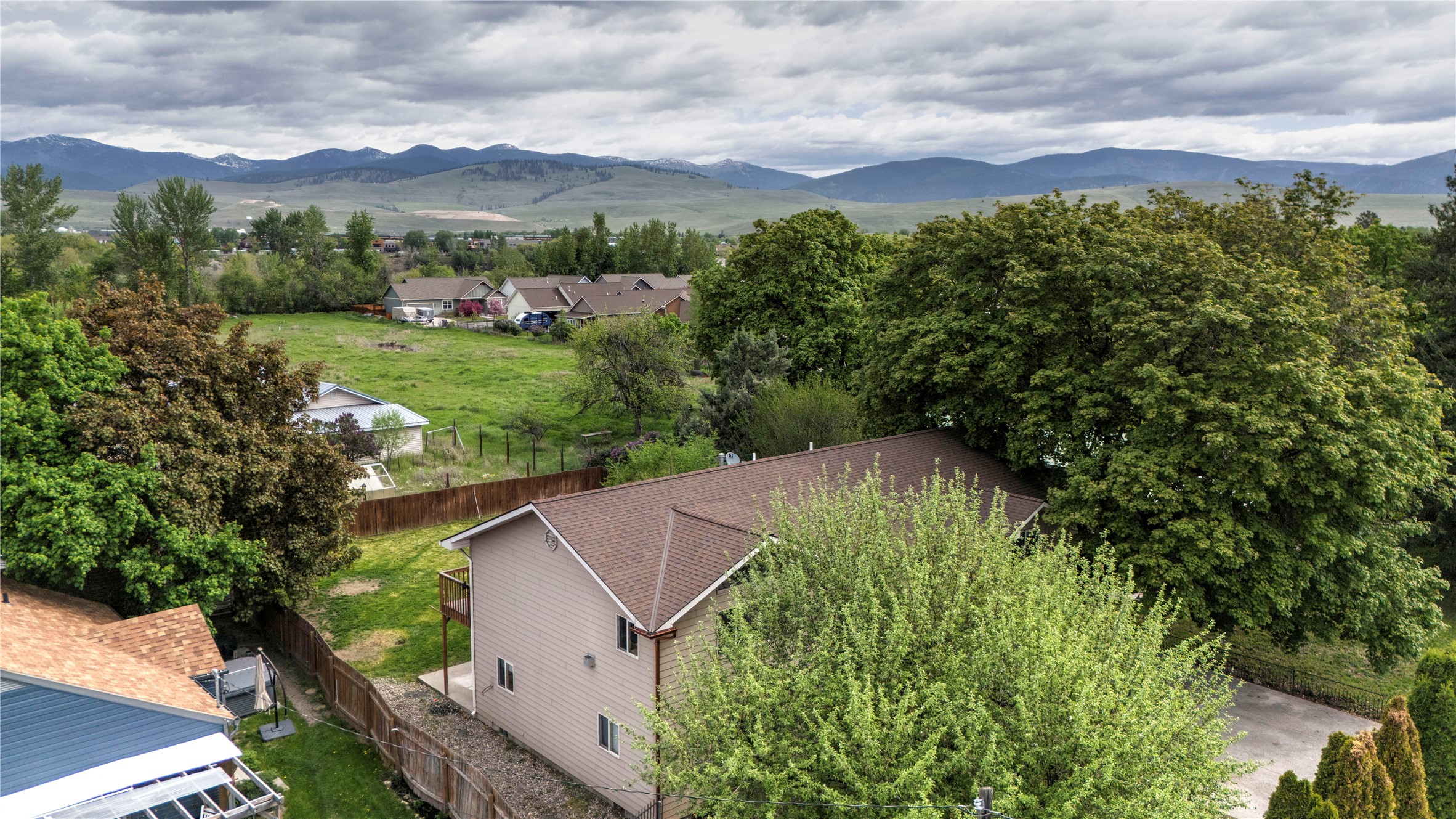 2360 River Road 2