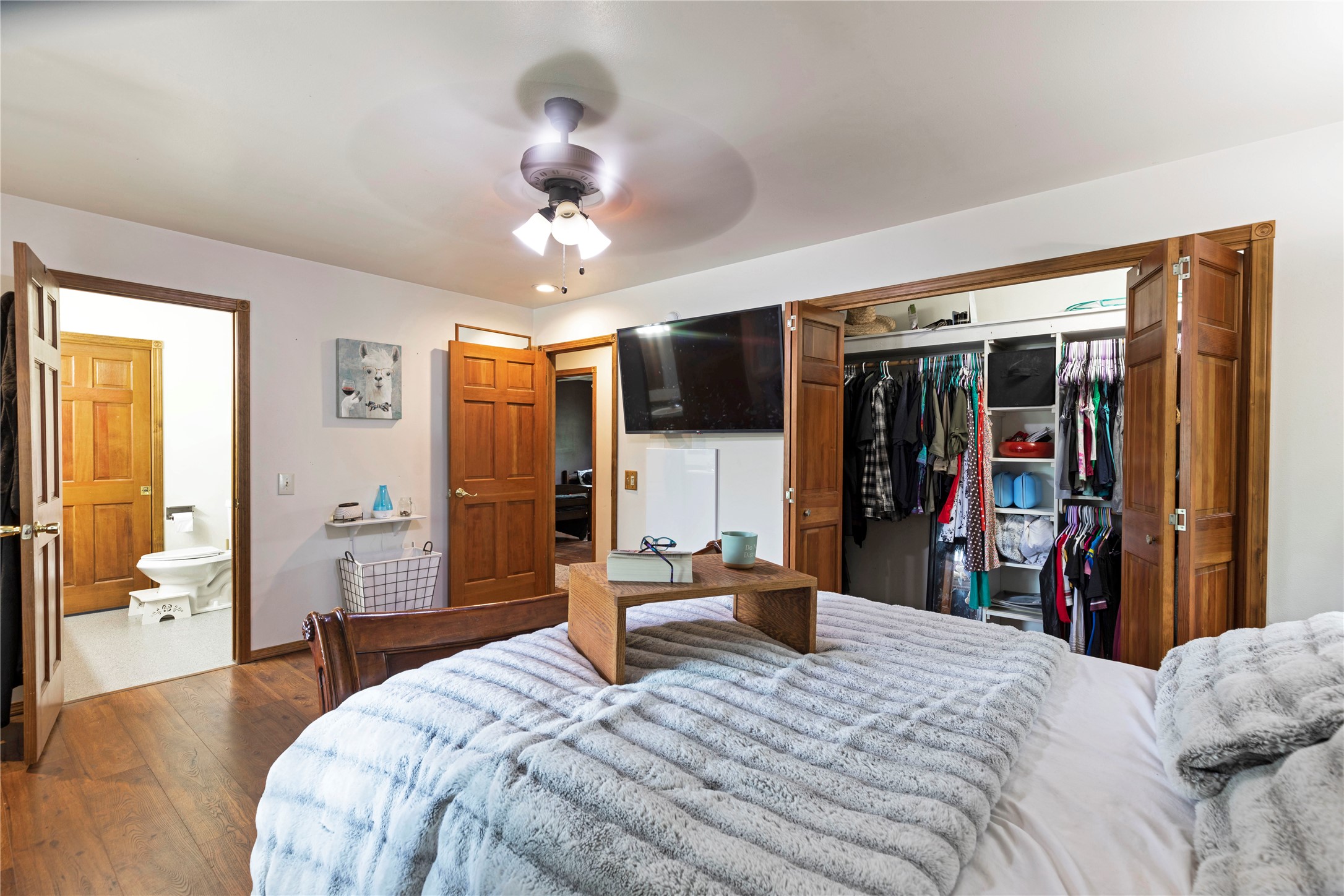 2360 River Road 2