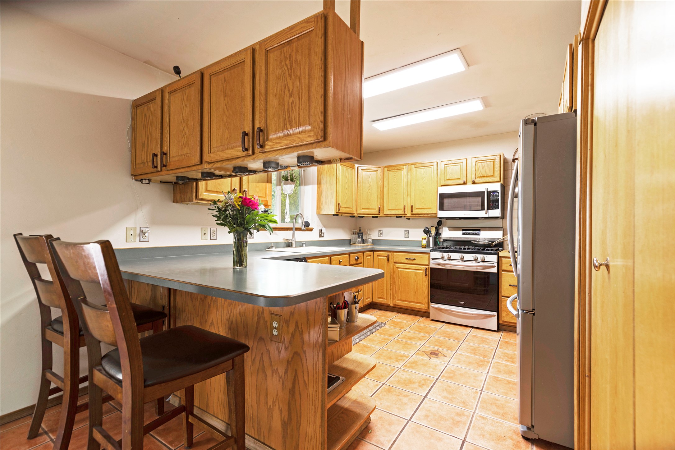 2360 River Road 2