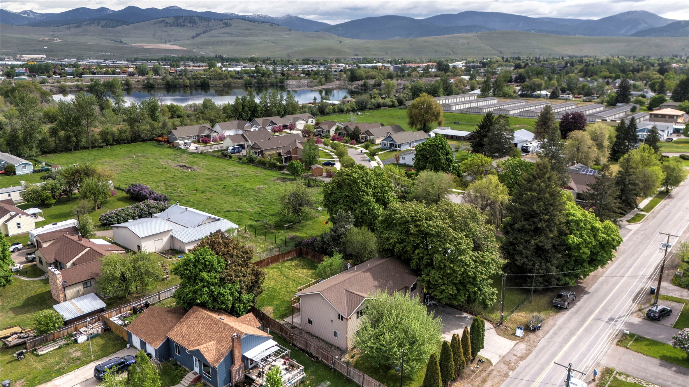 2360 River Road 2